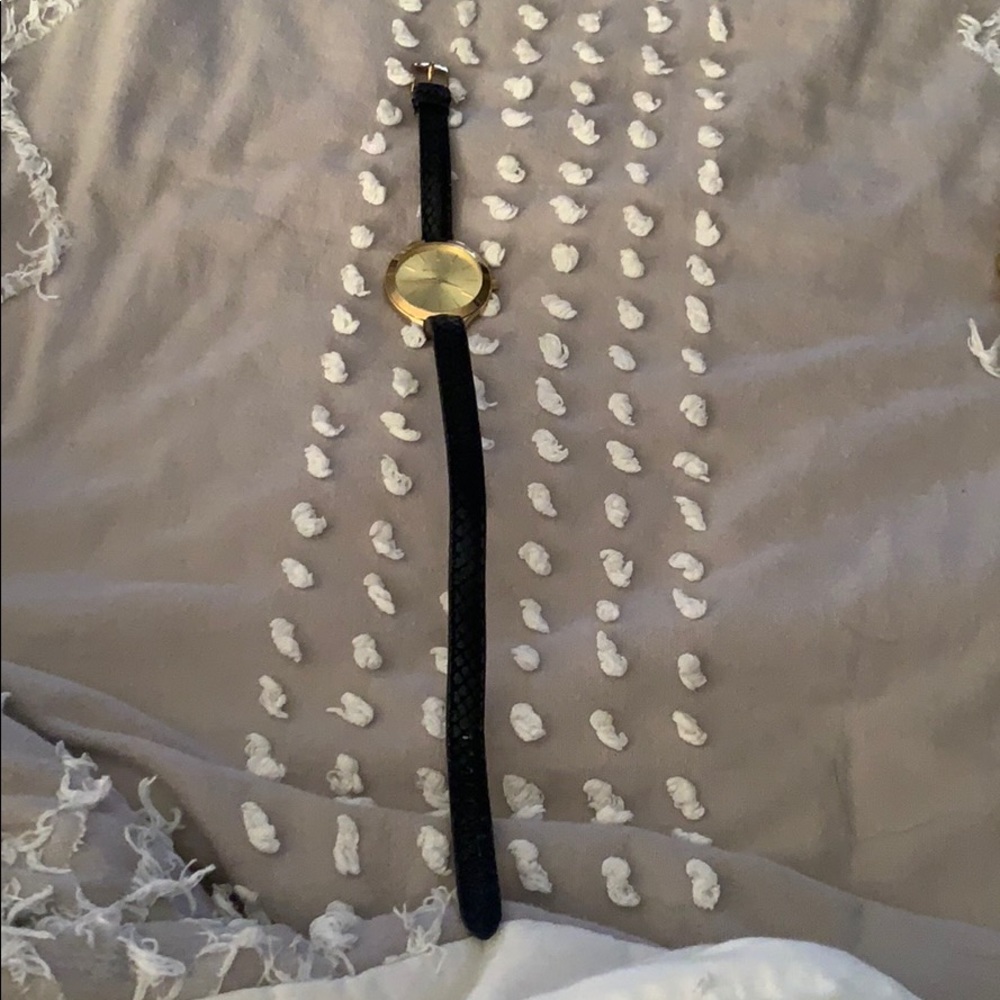 Michael Kors black wrap around wrist watch - Picture 4 of 4